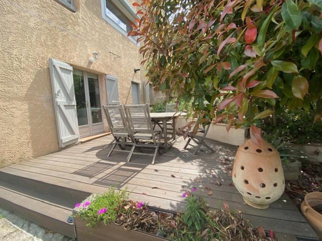 Joli rez-de-villa 80 m2 proche mer Carqueiranne Esterno foto