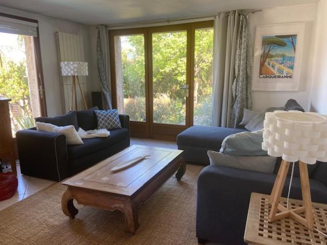 Joli rez-de-villa 80 m2 proche mer Carqueiranne Esterno foto